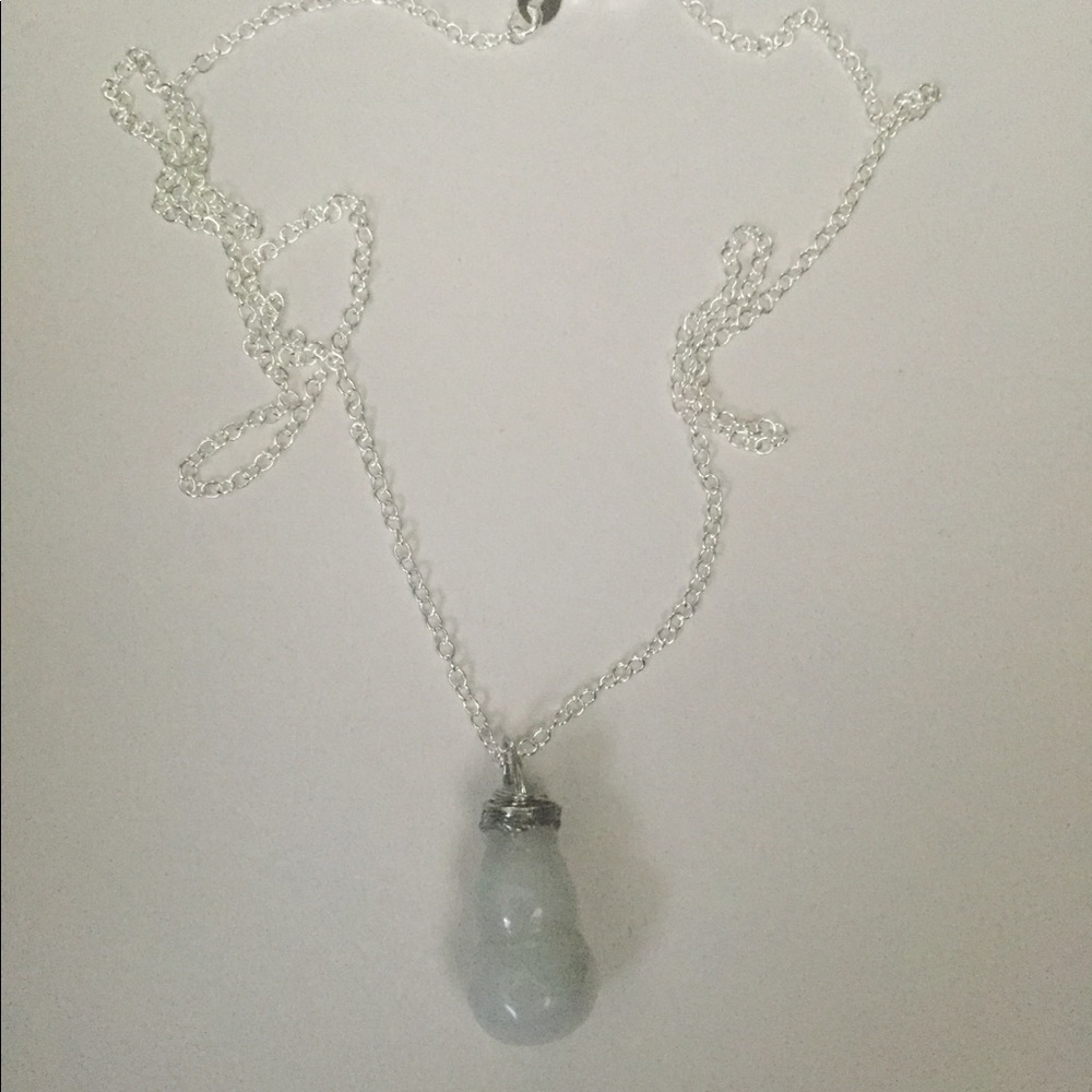 Jade wired chain necklace